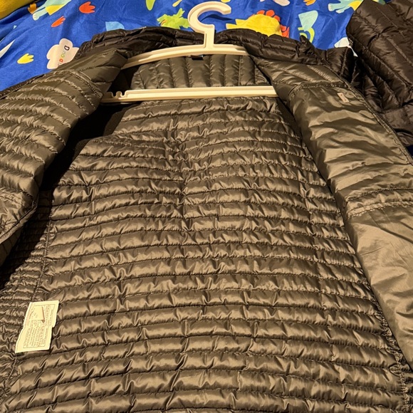 Eddie Bauer Men's First Ascent Black Puffer Jacket - Picture 7 of 8